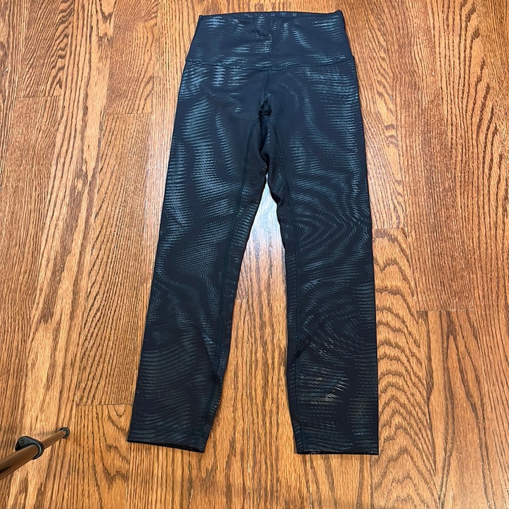 Lululemon Wunder Train High-Rise Tight 23”